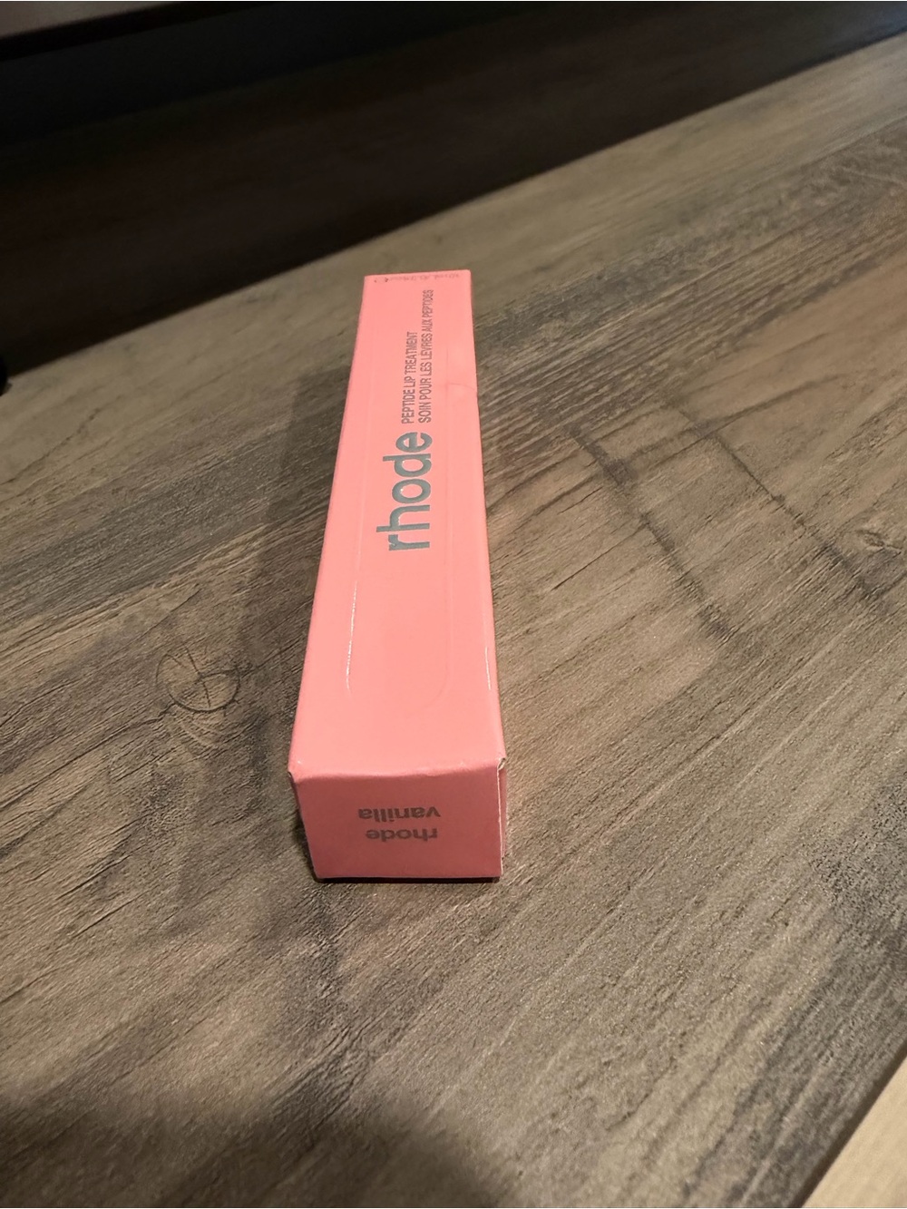 RHODE Vanilla Lip Treatment peptide - Coral Pink Tube